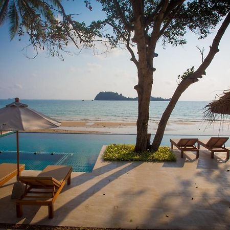 The Nest Private Beach Resort Chumphon Eksteriør billede