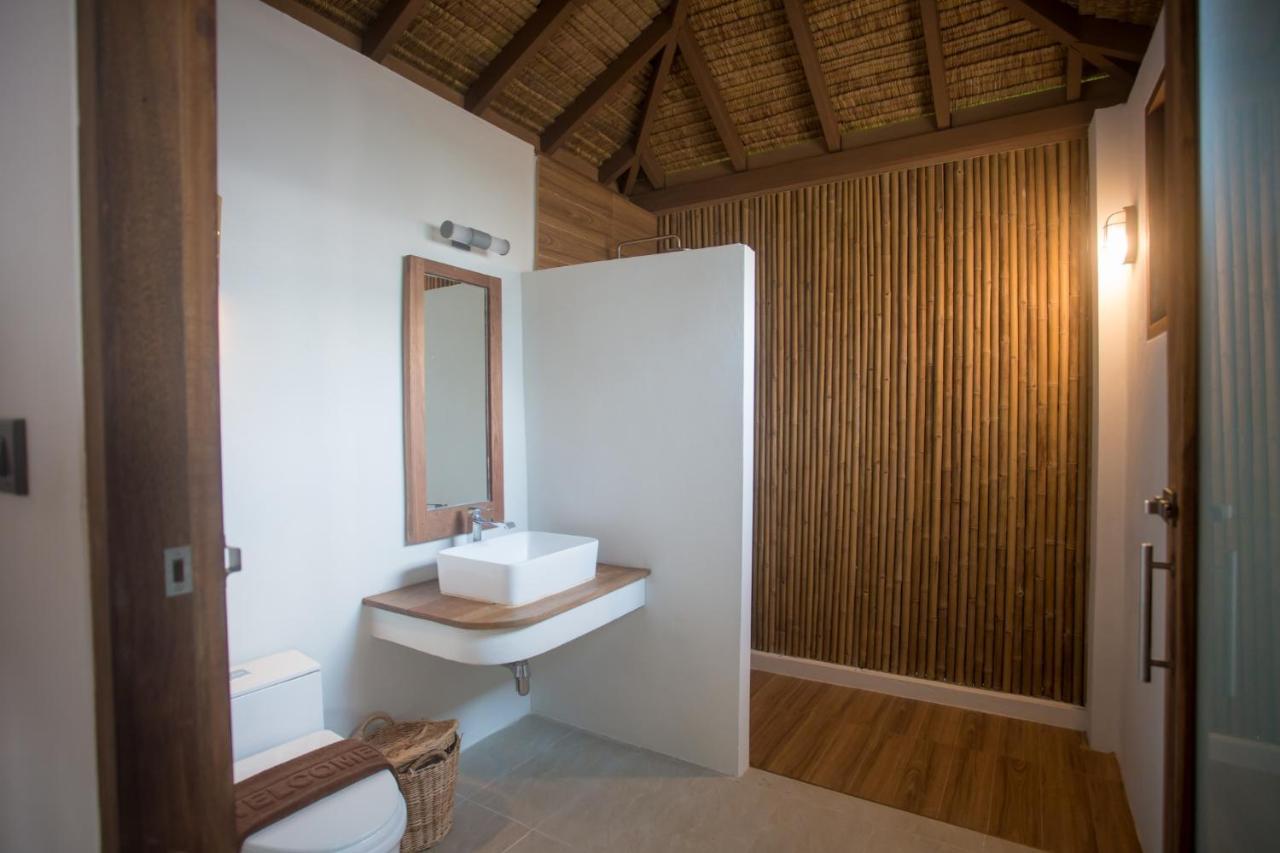 The Nest Private Beach Resort Chumphon Eksteriør billede